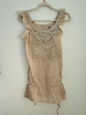 Beige Crochet-Trim Sleeveless Tunic Top